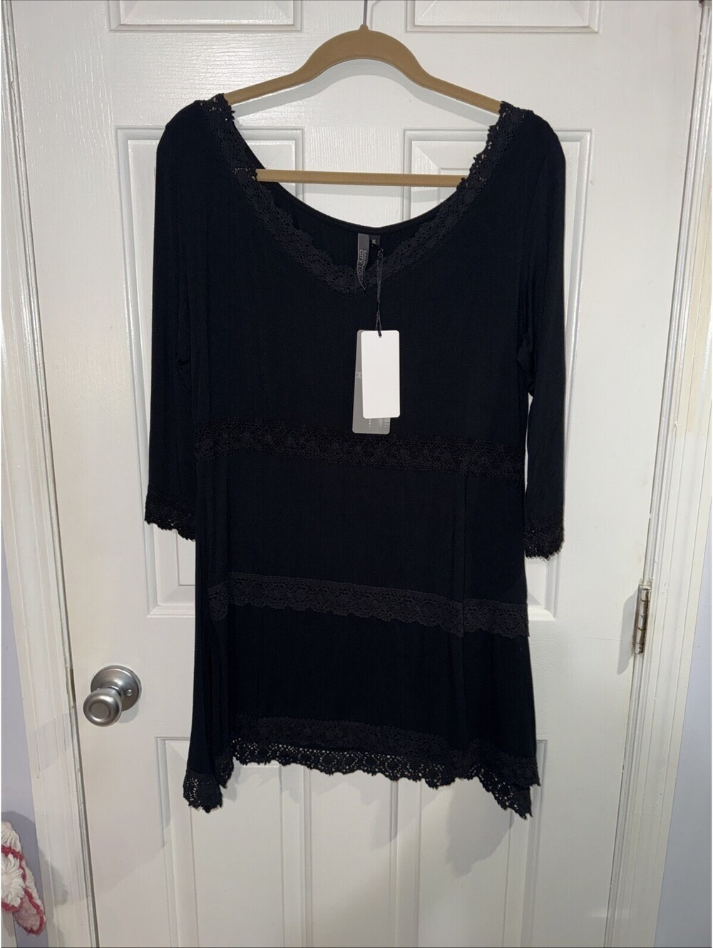 City Lights San Francisco Womens Top Size XL Black 3/4 Sleeve Stretch NWT